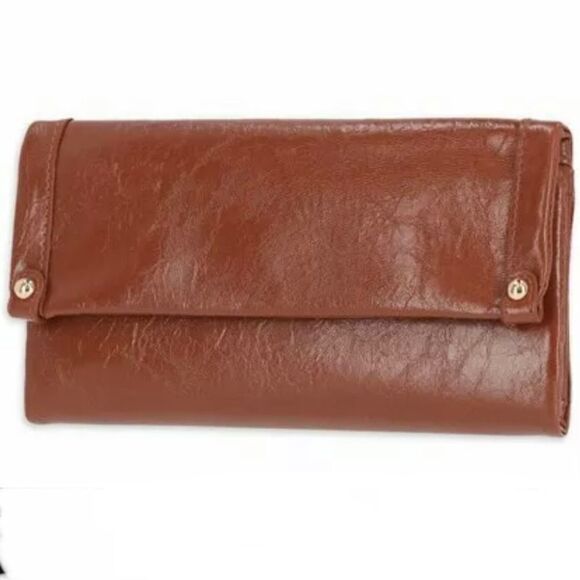 NWT Time and Tru Camel, Tan, Brown FarrahSilvadur Flap Front Tri Fold Wallet New - Picture 1 of 7